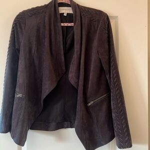 Like new light jacket. It lays over chest perfect. Slim fit. Super soft.